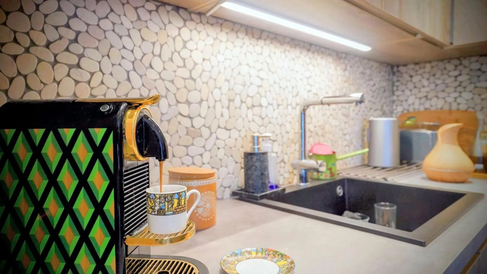 Апартаменты Oasis Of Charm In Brussels! Бельгия